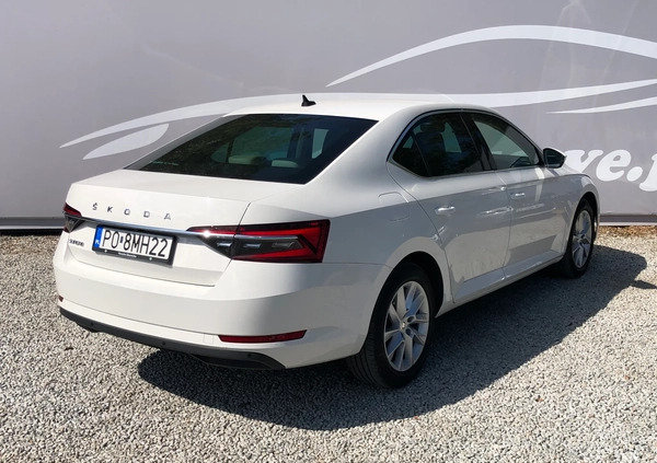 Skoda Superb cena 116999 przebieg: 64996, rok produkcji 2019 z Bytów małe 436